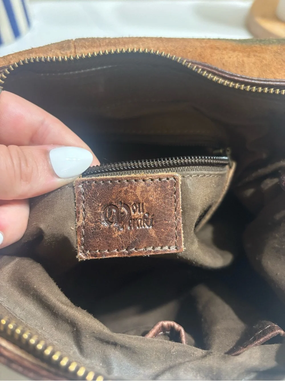 ⭐️ Genuine Leather ⭐️ Crossbody Bag - good condition